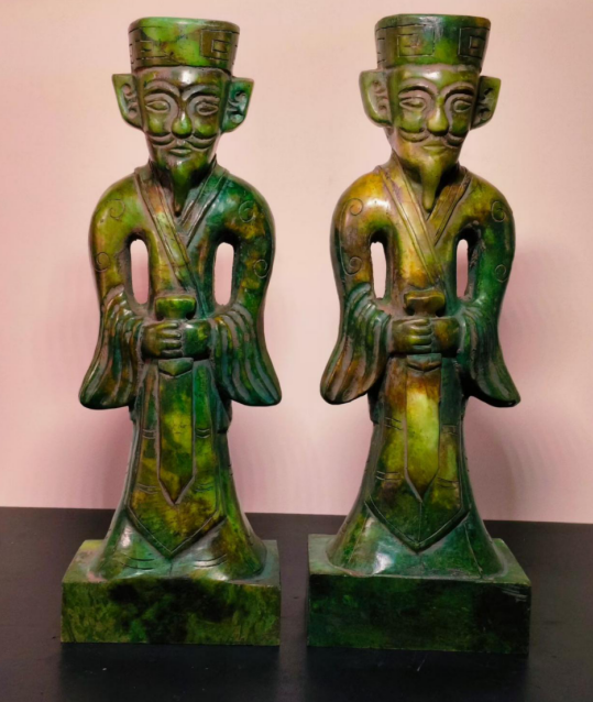 亻虫（蚕）叢、盘古两位历史人物之玉印研究