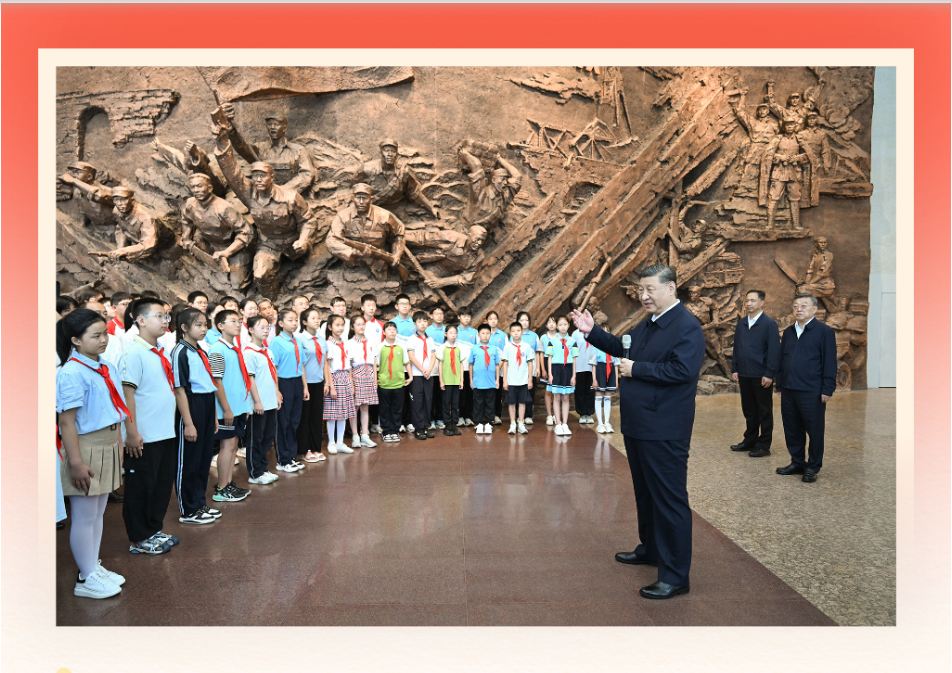 第一观察丨2025，光辉瞬间 领航力量