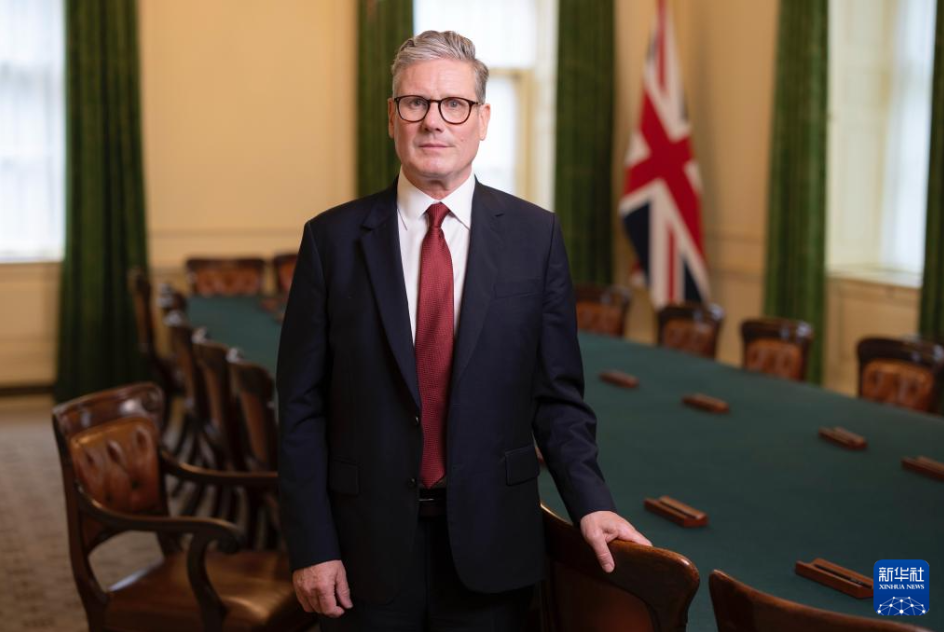 英国首相斯塔默