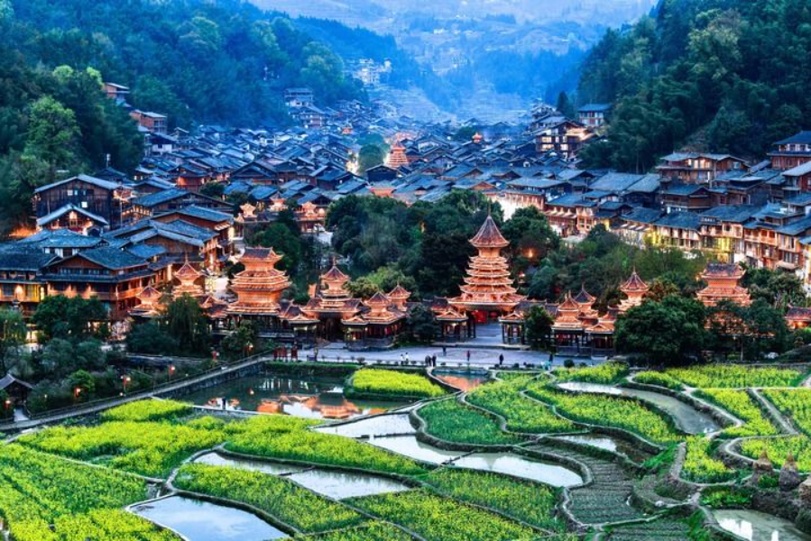 为梦想奋斗 为幸福打拼——习近平主席二〇二六年新年贺词激励人民跃马扬鞭把宏伟愿景变成美好现实