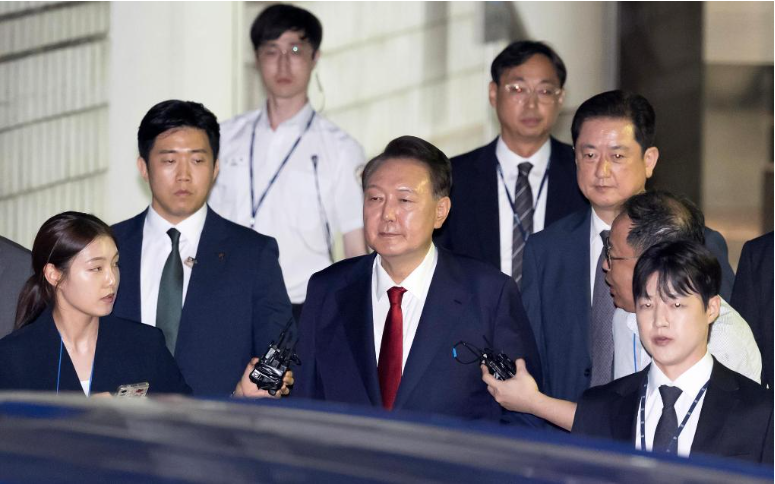 被指袒护尹锡悦　韩国最大在野党党首遭“逼宫”