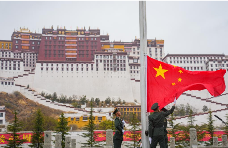 倾听高原“春天的故事”——西藏各地群众纪念百万农奴解放67周年见闻