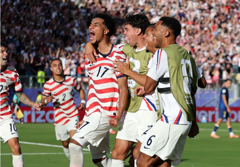 世界杯 | 美国2:0胜波黑 东道主全部晋级16强