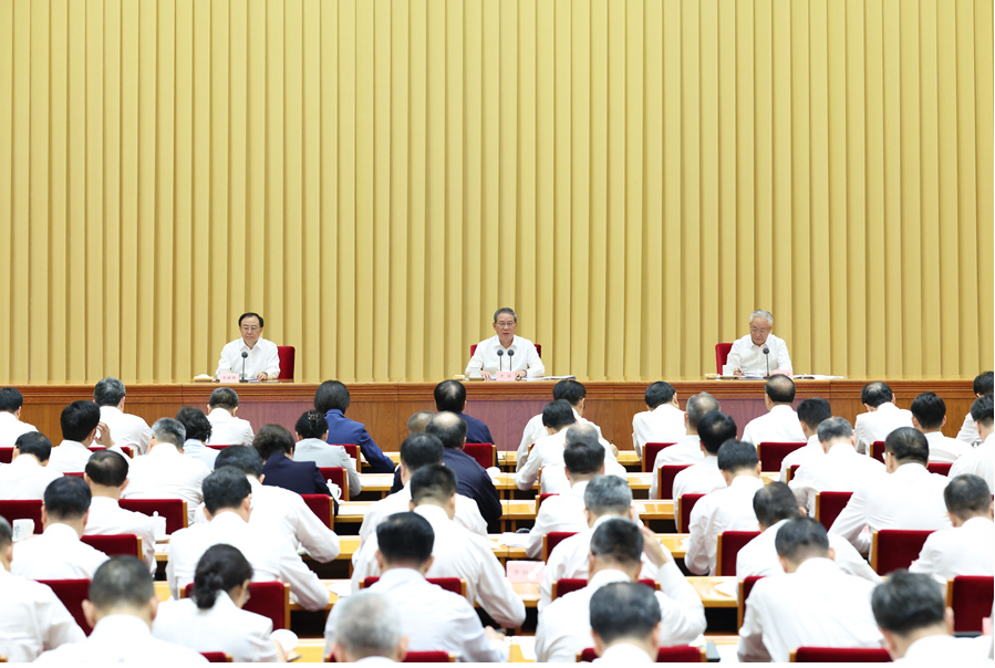 习近平就发展先进制造业作出重要指示