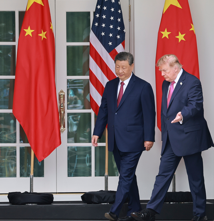 习近平出席美国总统特朗普在白宫举行的欢迎仪式