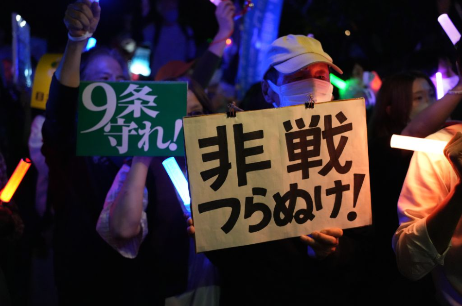  警惕日本正滑入“新的战前状态”