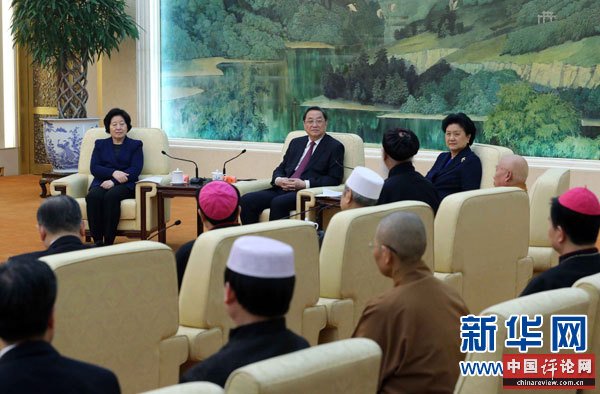 2月15日，中共中央政治局常委、全国政协主席俞正声邀请全国性宗教团体负责人座谈，共庆新春佳节，并代表中共中央和习近平总书记向全国宗教界人士和广大信教群众致以新春的祝福。新华社记者刘卫兵摄