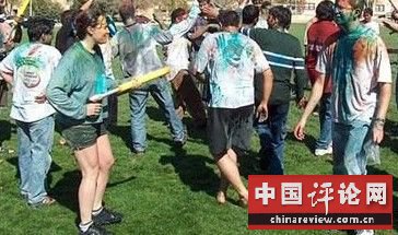 圣火裸泳摊煎饼 揭秘世界最诡异九大节日