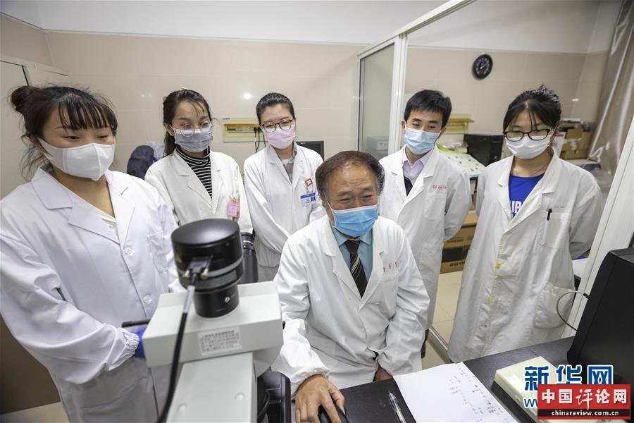 （代表委员履职·图文互动）（1）“履职与行医，都要精益求精”——全国政协委员吴焕淦履职记