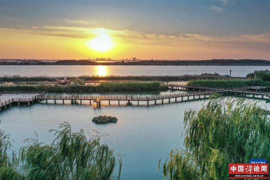 （新华全媒头条·图文互动）（5）鲲鹏展翅九万里——以习近平同志为核心的党中央引领中华民族迈向伟大复兴述评